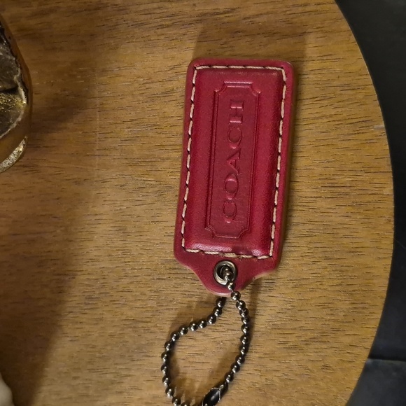 Coach Handbags - COACH Vintage Hang Tag 2.25"